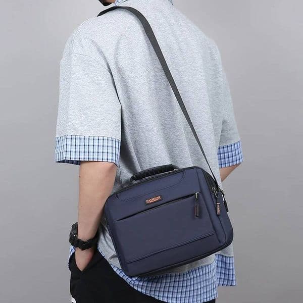 New Men S Shoulder Bag Fashionable Outdoor Commuting Handbag Large Capacity Business Travel Crossbody Bag Designer Bag Handbag