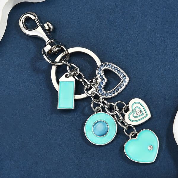 Fashion Letter Designer Keychain Women Men Couples Bag Charm Decoration Accessory Key Rings Cherry Resin Lanyards