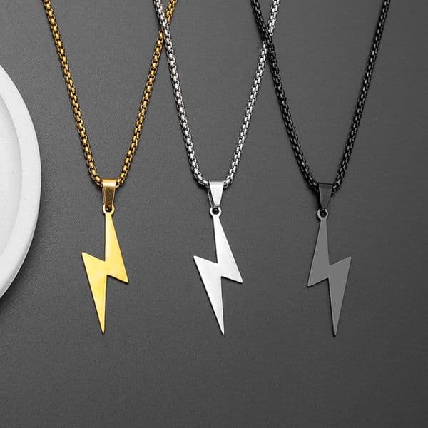 New Stainless Steel Personality Creative Lighing Necklace for Women Ins Trend Collarbone Chain Simple Design Pendant