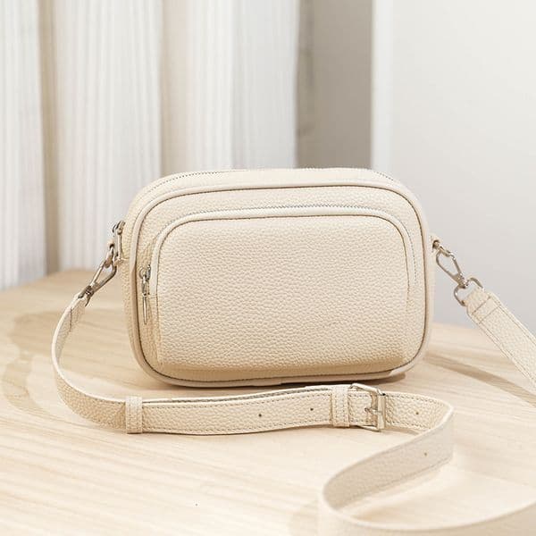 In 2025, the designer trendy women's bag series features a new crossover large-capacity crossbody bag, luxury bag, small bag, and women's shoulder small square bag