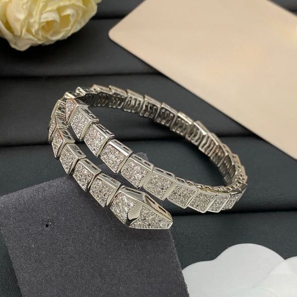 Luxurious Snake-shaped Bracelet Brand Design Hand Chain High-Quality Heavyweight Hand Chain and Ring Set Diamond Hand Chain and Ring Set Brand Gift