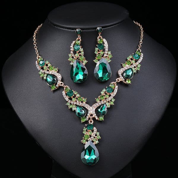 Jewelry Sets Earrings Necklace New Exaggerated Necklace and Earring Set, Retro Style, Cross border Exclusive, Alloy Electroplated Jewelry for Formal Dresses