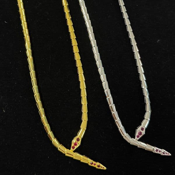 Designer Luxurious Pendant Necklace Snake-shaped Jewelry Necklace Evening Style Fine Snake-shaped Necklace Party Event Style