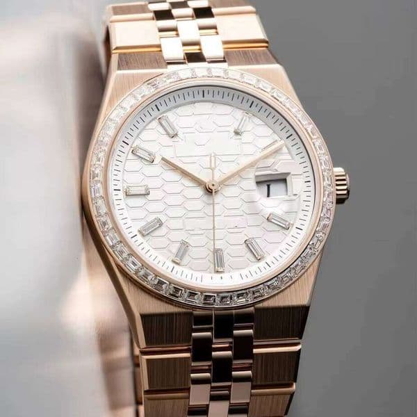 Customized High-Quality Men's with Stainless Steel and Sapphire Crystal, Designer Landdweller Mechanical Watches