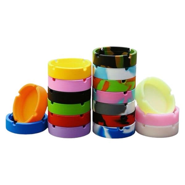 2025 New Round Luminous Silicone Ashtray Cigarette Portable Soft Ash Tray Light In The Dark Gifr For R Free Shipping
