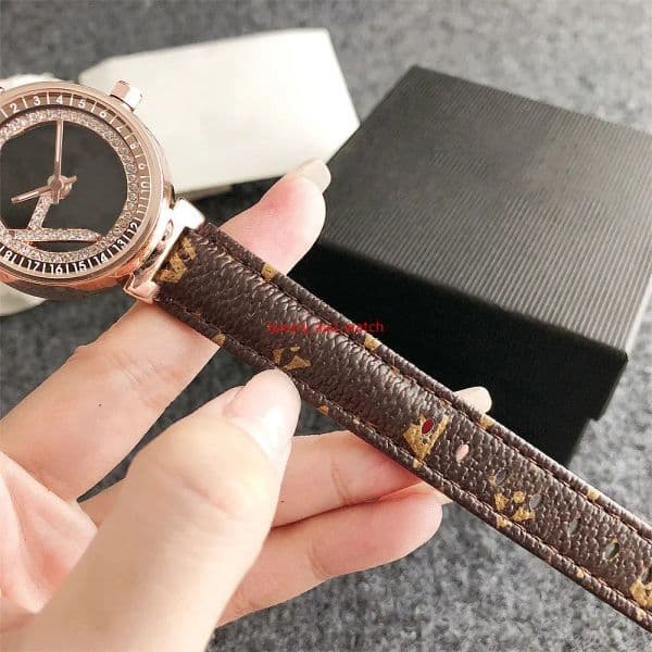 Fashion Full Brand Wrist Watches Women Girl Diamond Rotatable Dial Style Leather Strap Quartz Luxury Clock L 138