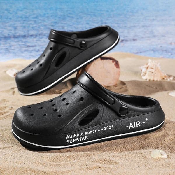 Classic Hole Shoes for Men Outdoor Beach Sandals Non slip Home Garden Shoes Baotou Fashion Casual Slippers Lightweight