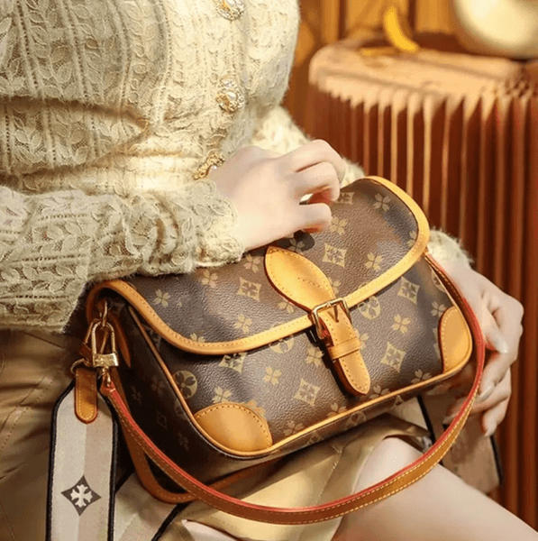 Designers bgs High quality Luxurys Women handbags purses bag genuine leather pochette DIANE Handbag shoulder bags crossbody
