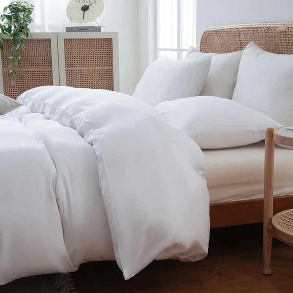 Duvet Cover King Size 100% Rayon Derived from Bamboo Luxury Silky Cooling Duvet Cover Set for Hot Sleepers with Zipper Closure W250310