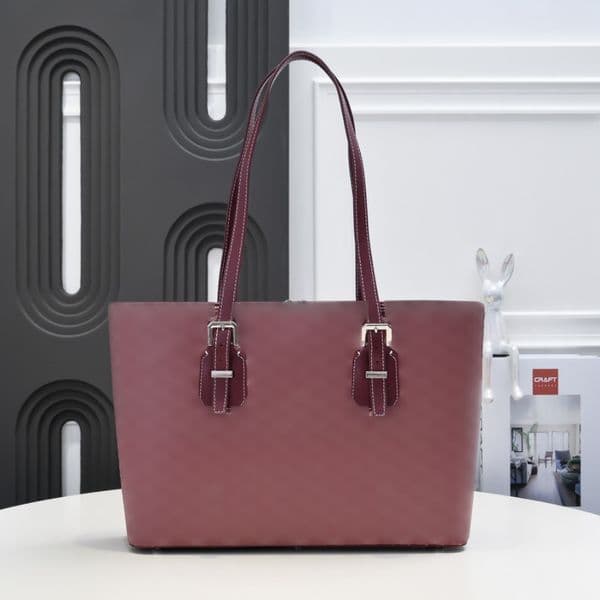 Designer Tote Bag Fashion Shoulder bag luxurys handbags High Quality crossbody for woman leather mini purses hobo messenger bag classics wallet laptop beach bag 11