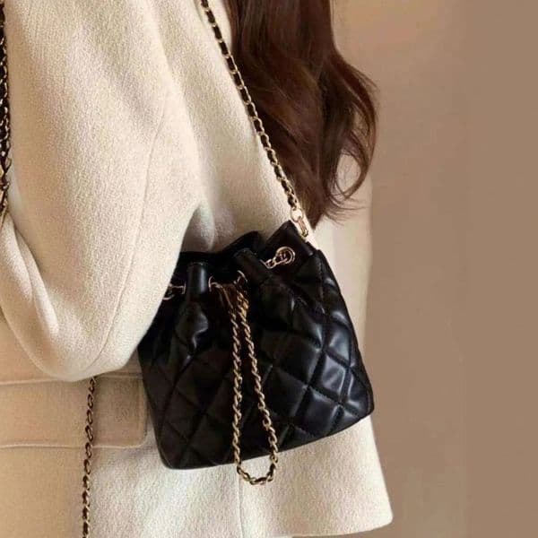 Designer Bag Women Mini Bag Cross Body Bucket New Niche Design High-end Sense Shoulder Simple and Versatile Crossbody Bag Handbag Chain Purse Black Bag