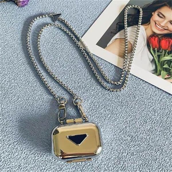 Trendy Metal Chain Mini Bags Earphone Coin Purse Designer Versatile Lady Crossbody Bag Wallets Ldeal For Daily Use