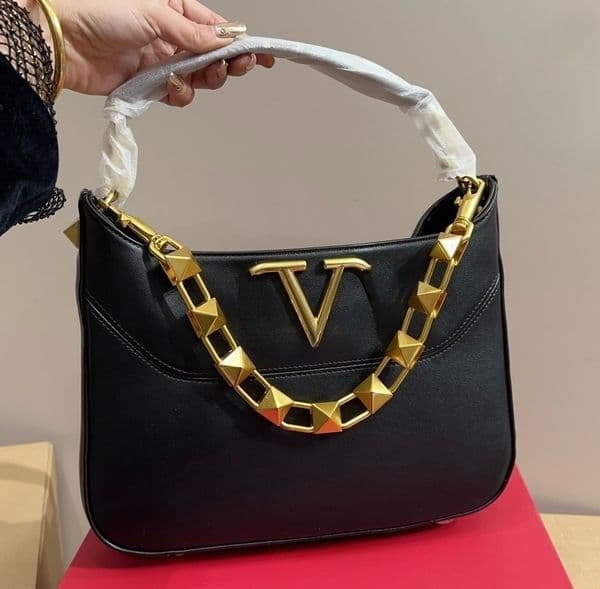 Women's Fashion Designer Handbags Shoulder Metal Rivet Chain 45678218 Bags Classic Vintage Premium 2025