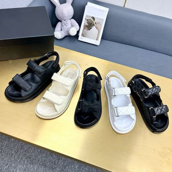 womens shoes designer Sandal New platform casual Sandals fashion Leather Flat woman shoe flower Metal letters travel women shoes Large size 34-41-42 us4-us11 With box