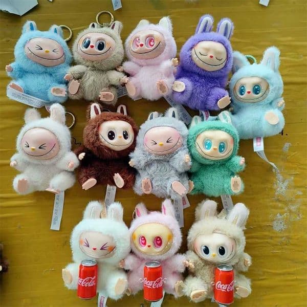 2.0 Second Generation Labu Doll Handheld Keychain Childrens May Day Party Travel Bag Plush Pendant factory wholesale