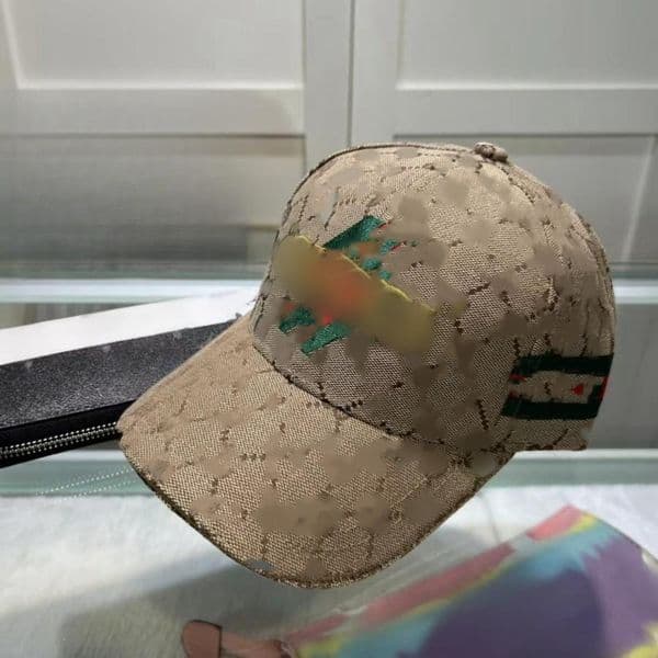 Designer hat Baseball cap Fashion brand Red and green canvas alphabet sunhat for men and women