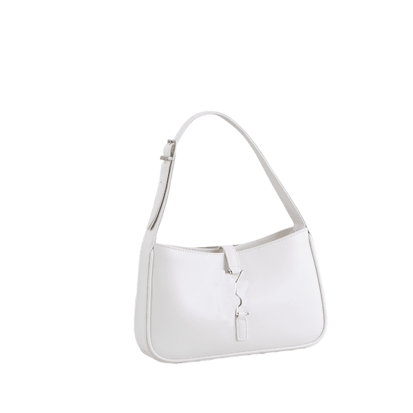 Elegant Daily Use Minimalist Handbag: Classic Design by Prestigious Fashion House