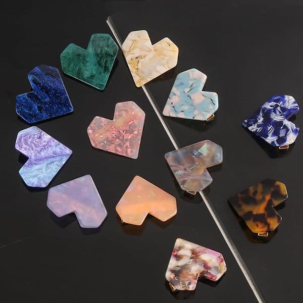 2025 new Love Heart Shaped Hairpin Hair Side Clips Party Favor Fashion Lovely Accessories Jelly Shiny Acrylic Woman Barrettes Kids Gift