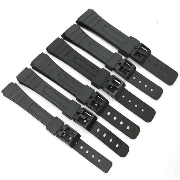 Sports silicone strap with classic soft replacement for various sizes of smart straps