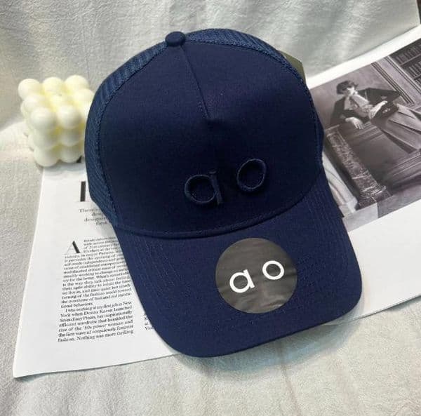 Unisex Designer Baseball Caps For Womens And Mens Mesh Hats Breathable Sunscreen Couples Sports Golf Designer Hat Baseball Hat