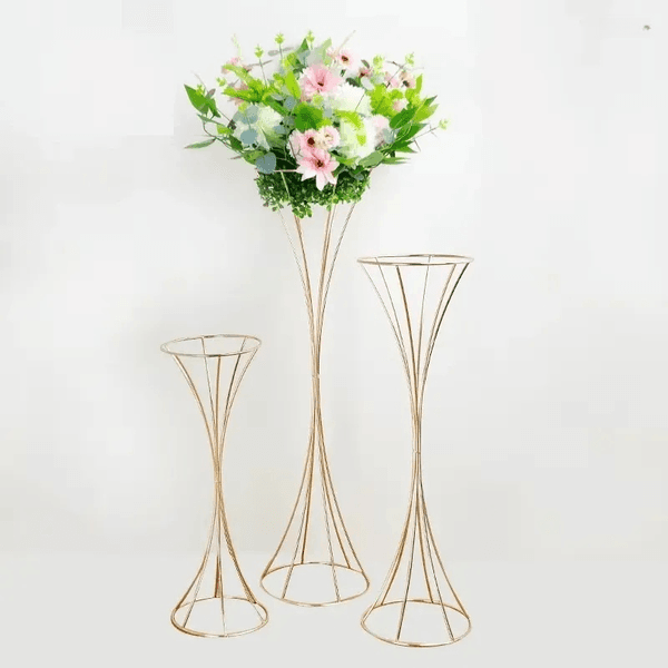 Vases Wedding Iron Art Electroplated Gold Flower Stand Road Guide Scene Layout Small Waist Hollow Vase