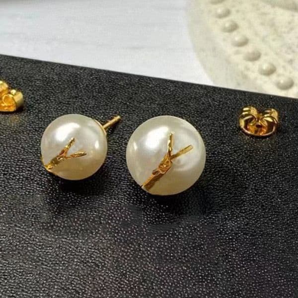 Charm Designer S925 Stud Earrings For Women Luxurys Designers Pearl Hoop Earring Gold Earrings Wedding Charm Jewerlry