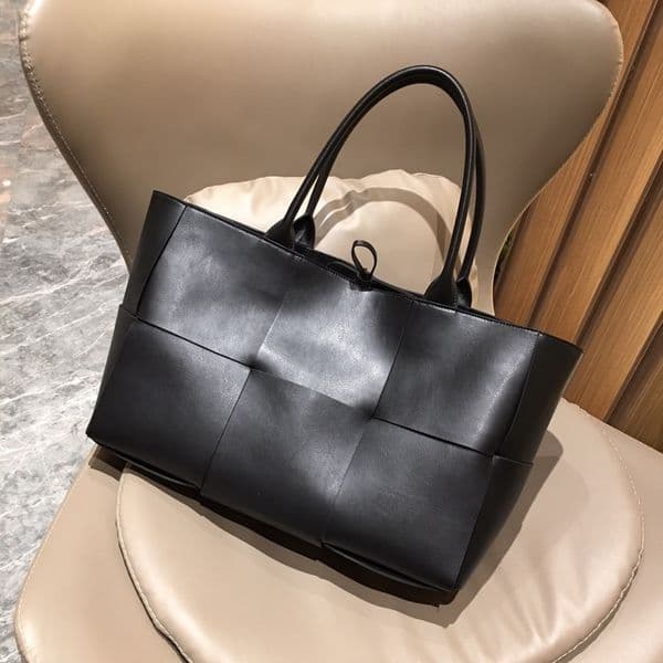 2026 new model New Commuter Designer Big Bag Woven Tote Bag Women s Genuine Leather Large Capacity Office Laptop Bag Single Shoulder Luxury Bag