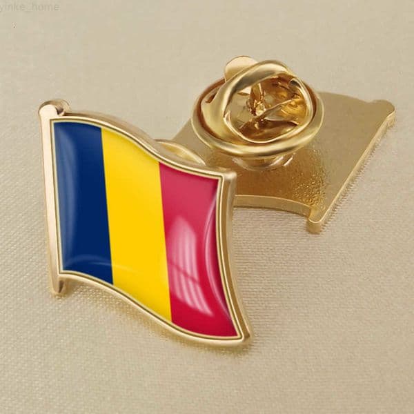 Chad National Flag Crystal Resin Drop Badge Brooch Flag Badges of All Countries in the World