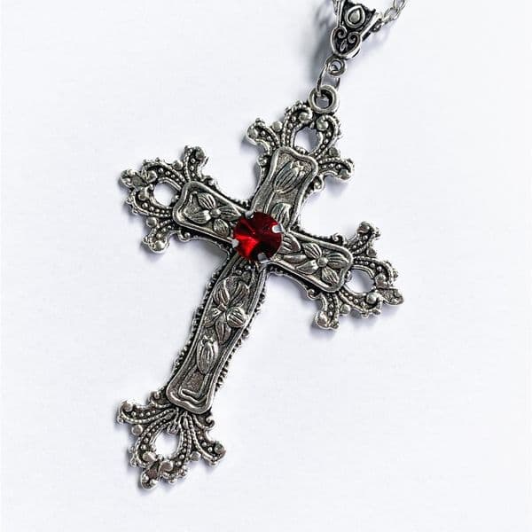 Y2K Punk Crystal Big Cross Pendant Necklaces for Women Men Gothic Irregular Cross Clavicle Chain Necklaces Aesthetic Jewelry designer necklace