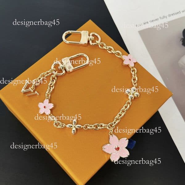 Brand Cross Luxury keychain Border New Style Suitable For Women Designer Keychain Simple Zinc Alloy Cherry Blossom Chain Pendant Bag Accessory