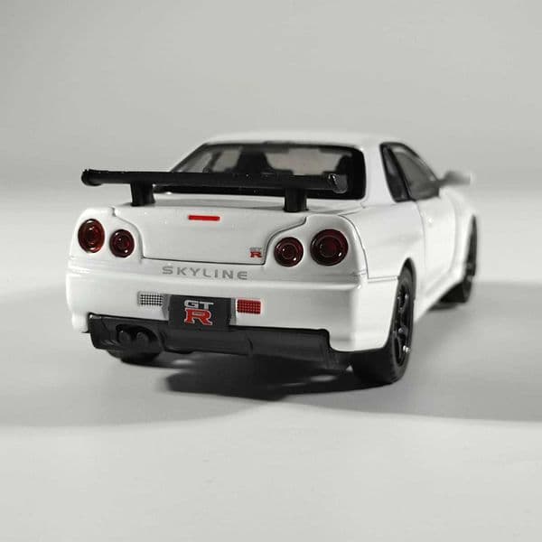 132 Nissan GTR R34 Skyline Street Car Version Supercar Die Casting Alloy Model Metal Car Sound Light Pull Back Valentines Day Y251209