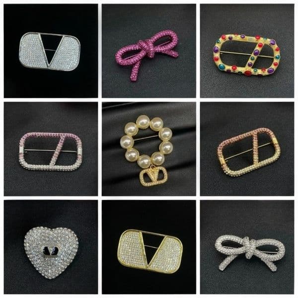 Designer Brooches V Letter Pins Brooches for Women Men Luxury Brand Diamond Pearl Brooches 18K Gold Plated Brooches High Quality Jewelry Gifts