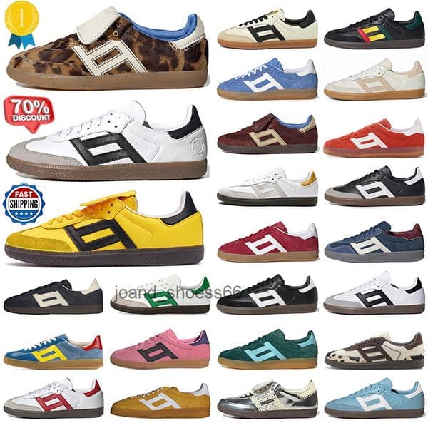 sandals Designer sneakers Pink Glow shoe Orange Vegan Shoes White Gum OG Footwear White Suede men women outdoor sports shoes