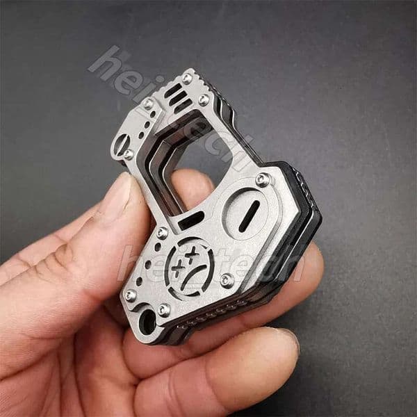 Mini Portable Multilayer Steel Knuckle Duster Window Breaker EDC Tool