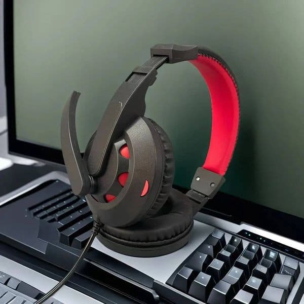 A65Wired over-ear headphones unisex laptops desktops devices ideal for online classes meetings gaming