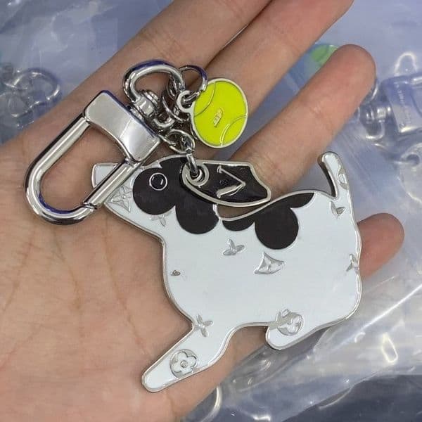 Creative Gift Presbyopia Car Keychain Bag Pendant Charm Jewelry Keyring Holder Men Women PU Leather Flower Grid Design Metal Key Chain Accessories