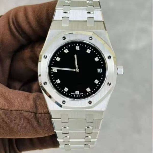 Luxury Iced out Men's Watch with Moissanite Brilliant Diamo Rectangle Steel Case Leather Band Hip Hop Collection Movement