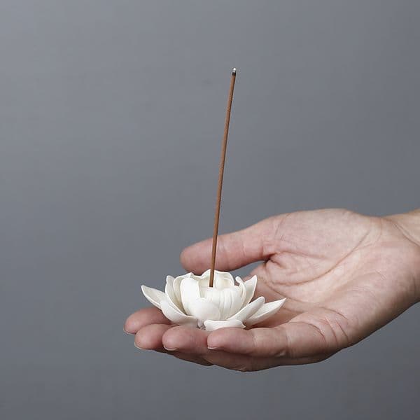 Handmade Ceramic Lotus Incense Holder Pink or White Zen Sculpture Ornament Multi-Functional Incense Stick Stand Home Decor