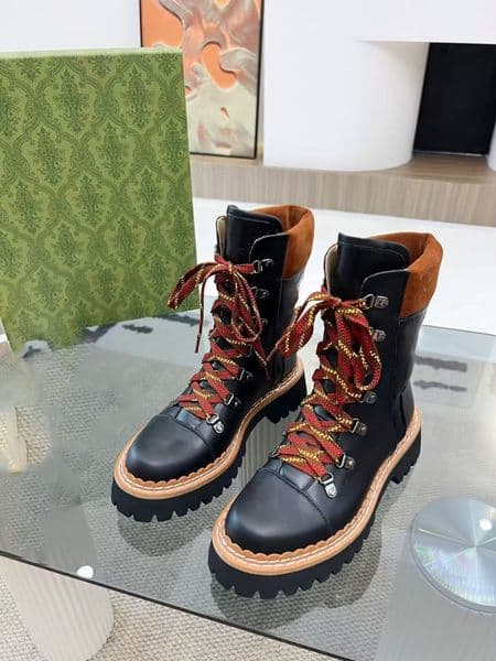 10A Top-Quality Autumn and Winter Ankle Boots, Luxury Designer Fashion Casual Boots, Embroidered Toe, Elegant and High-End