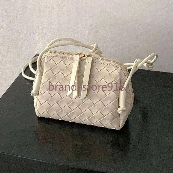 Designer Woven Shoulder Bag for Women Small Luxury Crossbody Bag Artistic Retro Phone Purse