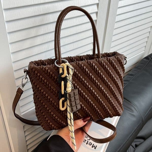 Luxury Brand Fashion Bag Fashion Commuter Retro Bucket Bag For Women 2025 Autumn Winter New High-End Woven Pattern Shoulder Bag Handheld Tote Bag