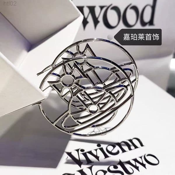 Designer Viviane Jewelry Weswood High-quality Empress New Large Circle Letter Saturn Earrings Unisex Punk Style Hoop Earrings