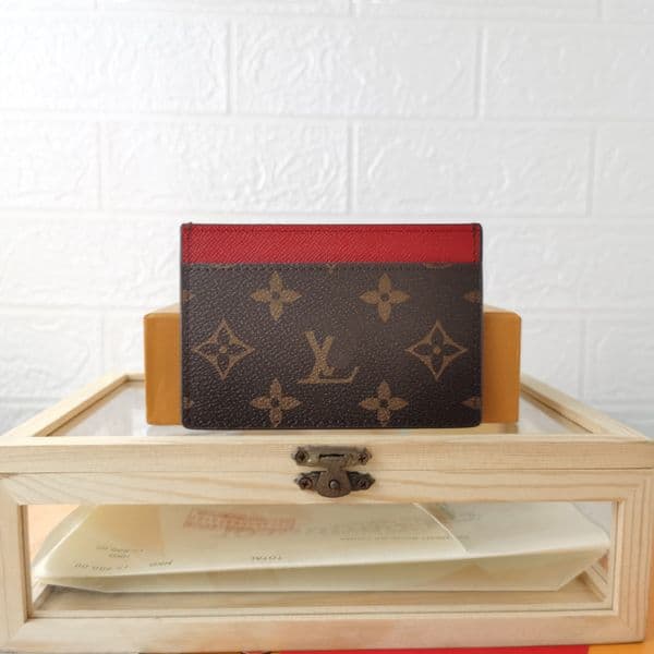 designer bag express Handheld Chain card bag Smooth Leather handbag 10AA High quality women's bag Horn-shaped bagclassic new wallet 001.