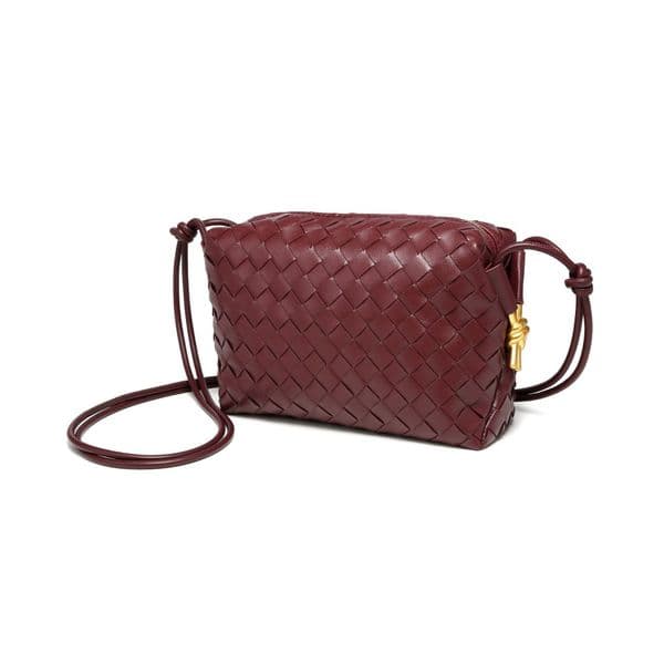 Small Square Fashion Women's Bag Stylish High-End Minimalist Crossbody Clutch Bag Featuring Vintage Leather and Letter Fashion Wallets For Girls Handbags