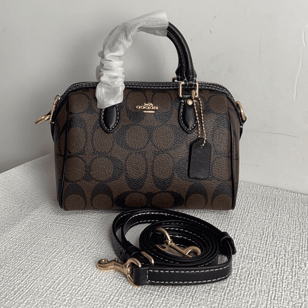 Designer Bag Boston bag Luxury Bag Women Classic Handbag Ladies Designer Messenger Underarm Bag Lady Purse Brown Wallet Letter with Shoulder strap Leather Bag 1