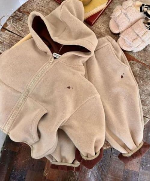 Kids Designer Clothing Sets New Luxury Tracksuits Fashion Boys Girls Hoodie Sweatshirt Jackets + Pants Warm Velvet 2pcs outfits Children Clothes