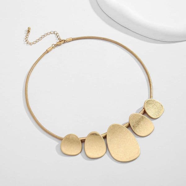 Exaggerated Geometric Fashion High-end Collarbone Chain Niche Metal Necklace for Women