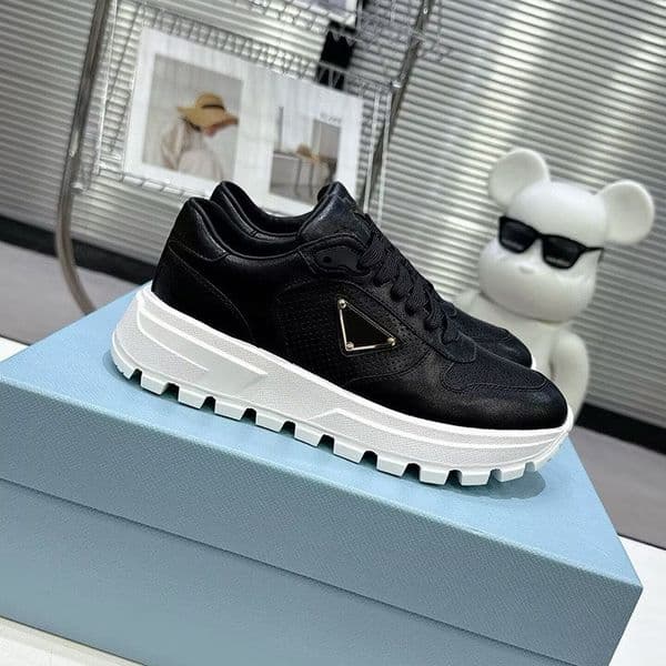 Top Luxury Sneakers Shoes Men's Re-Nylon Technical Fabric Casual Walking Famous Rubber Lug Sole Party Wedding Runner Trainers htr003