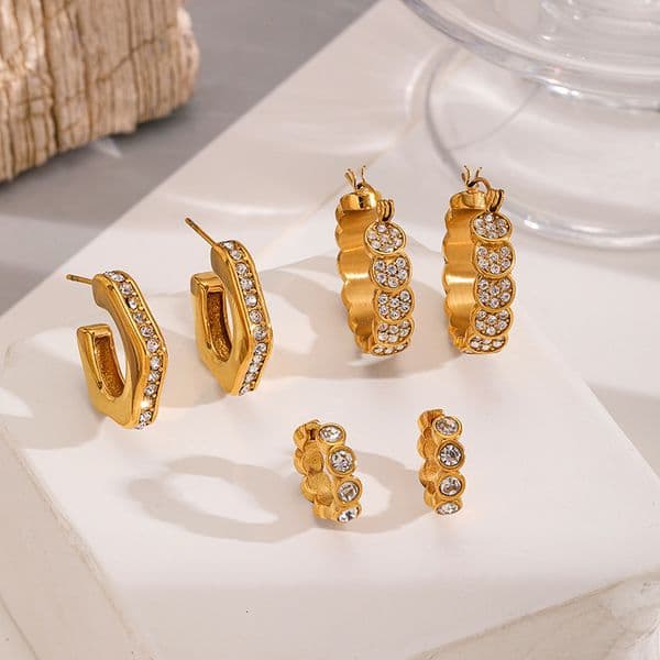 European and American Geometric Earrings for Women, Niche High-end Sense, Diamond-studded Light Luxury Clips, Simple Versatile Stainless Steel Ear Jewelry