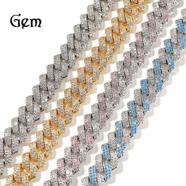 This men's hip-hop necklace can be paired with various outfits. This multi-functional 13mm gemstone-set necklace with gold plating is stylish and unique.